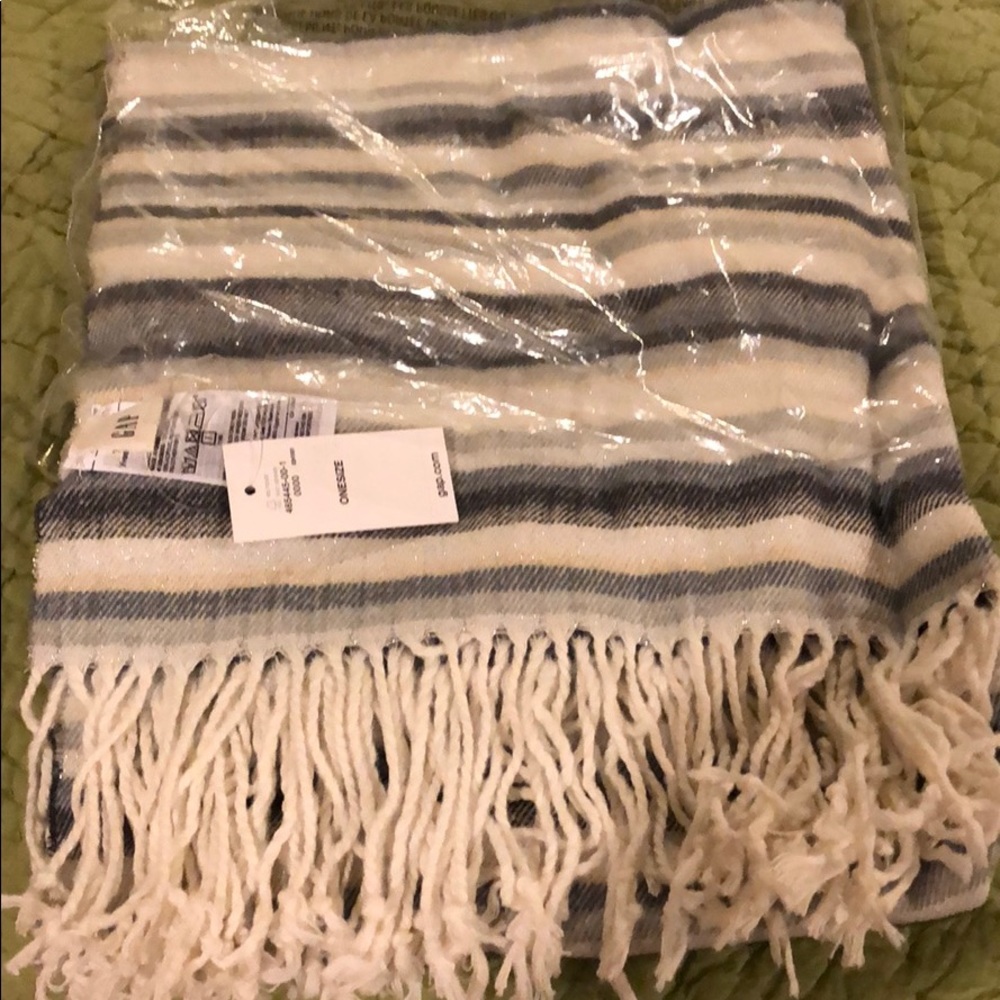 Scarf
